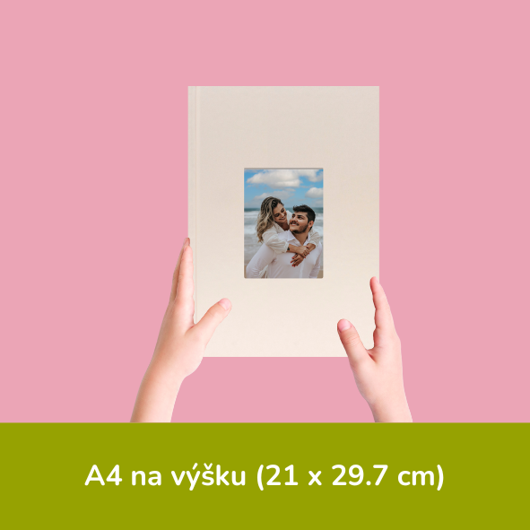 fotokniha v přírodních deskách ve formátu A4 na výšku