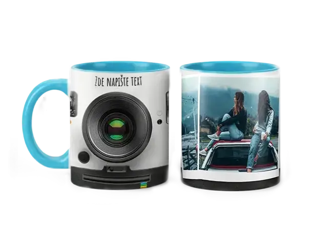 Světle modrý hrnek s motivem POLAROID pro leváky